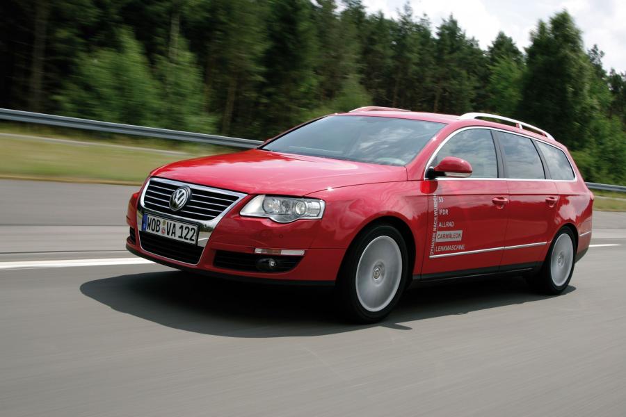  Volkswagen Passat Variant 2005 года  (фото 9 из 121)